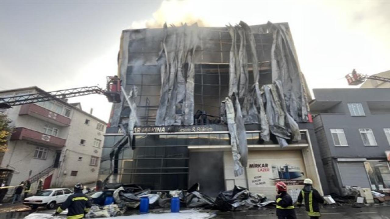 Kocaeli’de Parfüm DeposundaYangın: 6 Ölü, 1 Yaralı