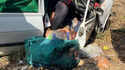 Manisa’da kontrolden çıkan otomobil yoldan çıktı: Sürücü öldü, eşi ağır yaralı