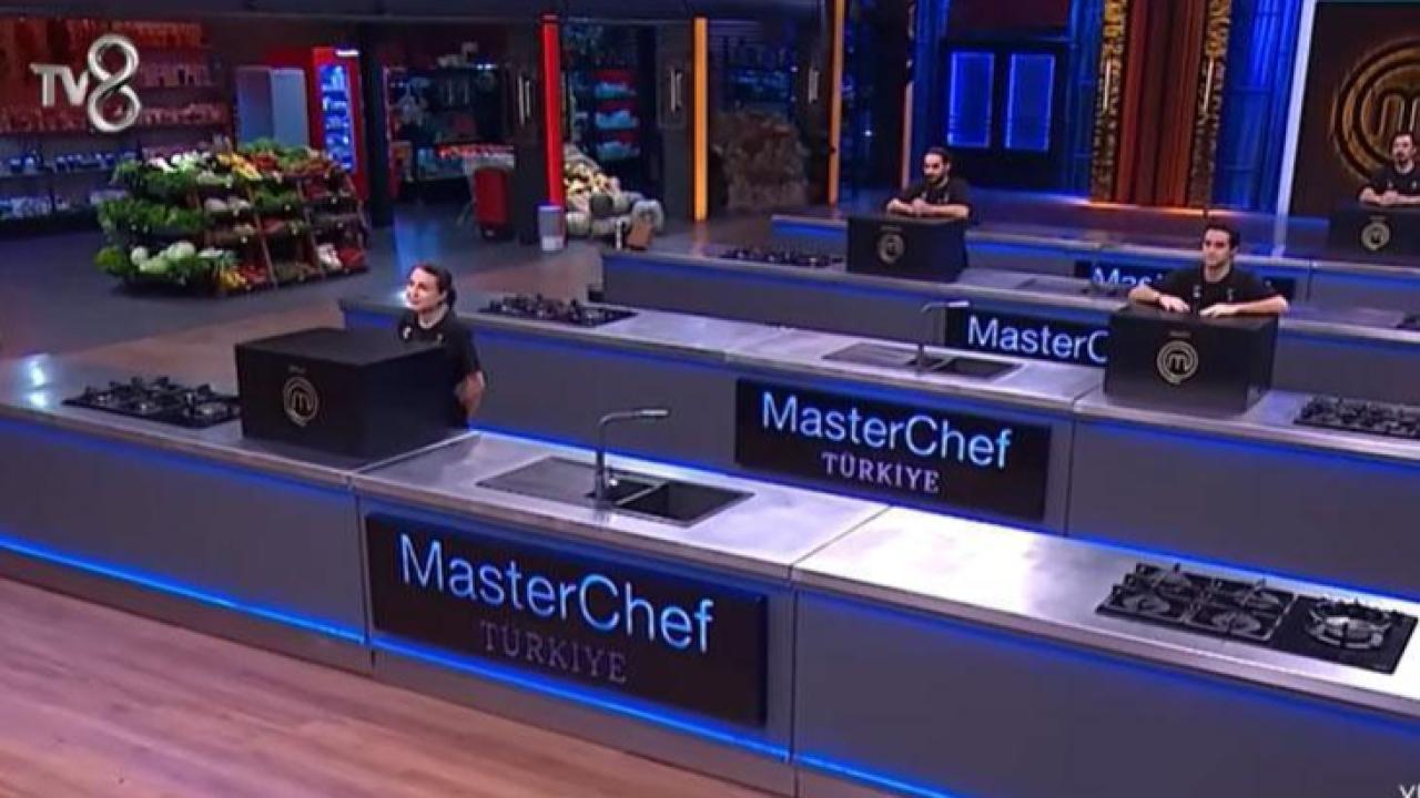 MasterChef’te Dün Akşam Kim Elendi? İlk 8’e Kalan Yarışmacılar Açıklandı