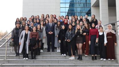 Milletvekili Olgun, AKÜ Çay MYO Öğrencilerini Meclis’te Ağırladı