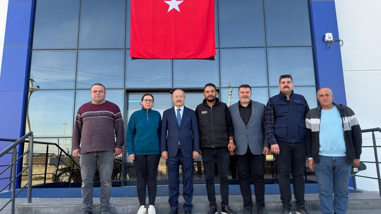 Milletvekili Taytak Bolvadin ve Çay’da Vatandaşla Buluştu
