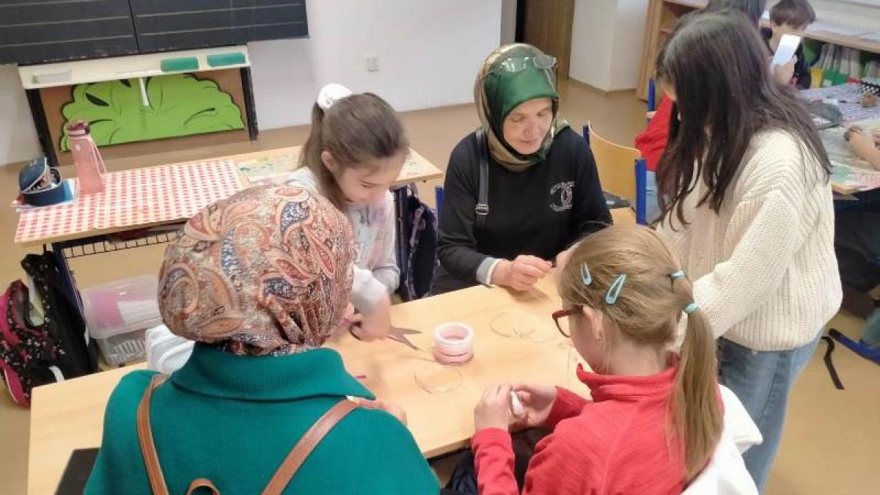 Miralay Reşatbey Öğretmenleri Prag’dan Yeni Fikirlerle Döndü