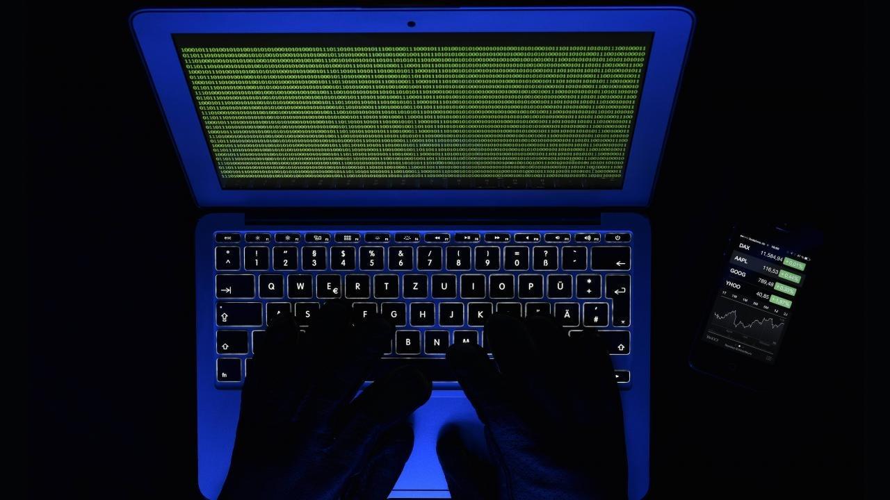 MİT’ten siber casuslara operasyon: 2 kişi tutuklandı!