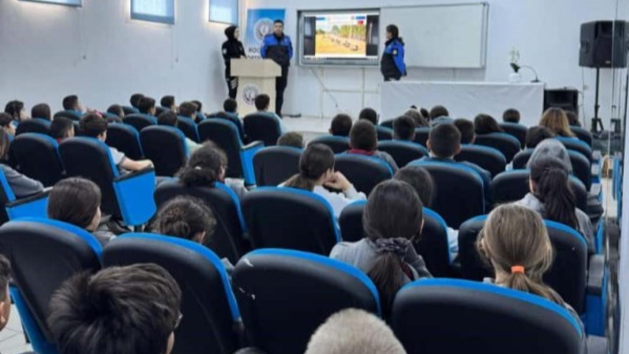 Öğrencilere Polislik Mesleğinden Güvenli İnternete Kadar Kapsamlı Bilgilendirme