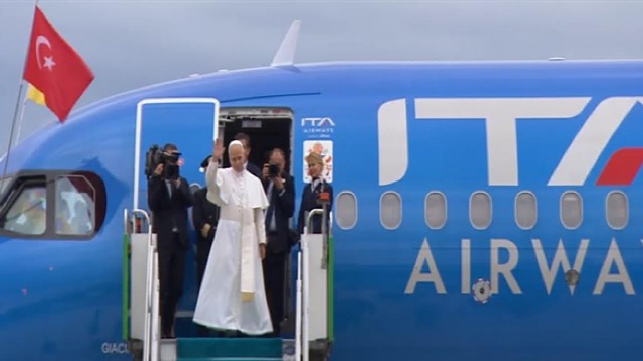 Papa 14. Leo, Türkiye Ziyaretini Tamamlayarak İstanbul’dan Ayrıldı