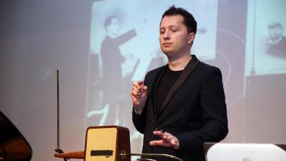 Peter Theremin Afyon’da İzleyenleri Mest Etti