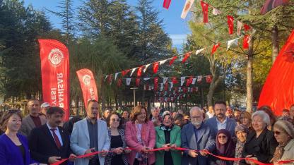 Afyonkarahisar’da Nuri Demirayak Parkı Hizmete Açıldı
