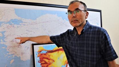 Sındırgı’da 30 Kilometrelik Kırılma: Deprem Uzmanı Özmen'den Kritik Uyarı!
