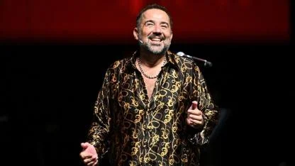 Ata Demirer’den “Hayat Sana Güzel” Yorumlarına Net Yanıt: “Bu Çamları Ben Ektim, 21 Yıl Bekledim”