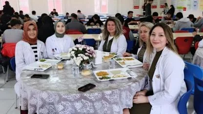 Batı Yemek’ten 24 Kasım Öğretmenler Günü Mesajı