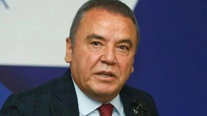 Antalya Büyükşehir Belediye Başkanı Muhittin Böcek Hastaneye Kaldırıldı