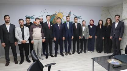 Adalet Bakanı Yılmaz Tunç’tan AK Parti Afyonkarahisar İl Gençlik Kolları'na Ziyaret