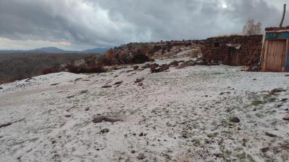 Afyonkarahisar Şuhut’ta Eseli Yaylası’na Mevsimin İlk Karı Düştü