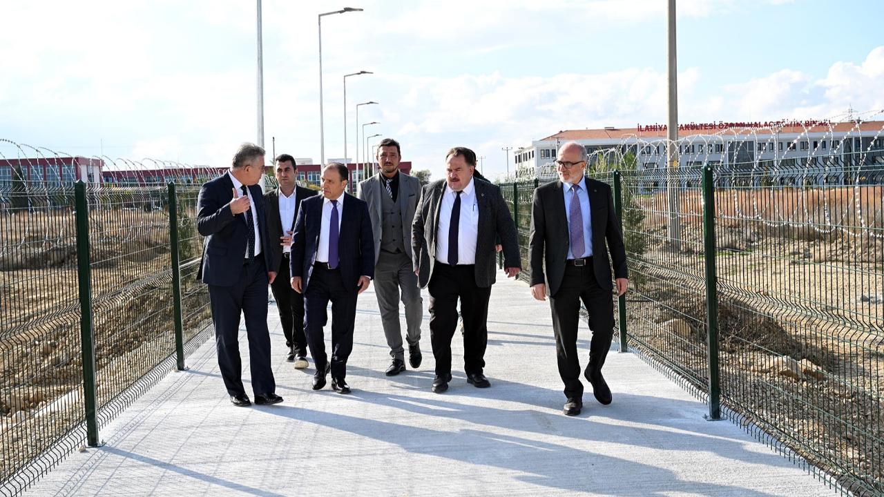 Rektör Karakaş’tan Şuhut ve Merkez Kampüse Ziyaret Turu