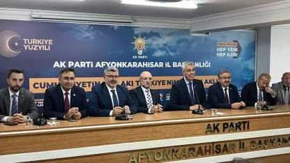 Sağlık Bakanı Memişoğlu, AK Parti Afyonkarahisar İl Başkanlığını Ziyaret Etti