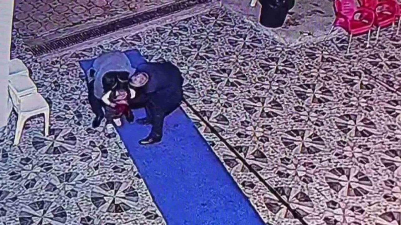 Şeker Boğazına Kaçtı, Gazeteci Hayat Kurtardı!