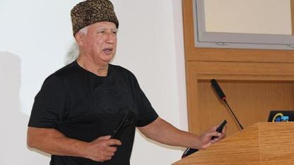 Şener Üşümezsoy Kimdir ve Nerelidir?