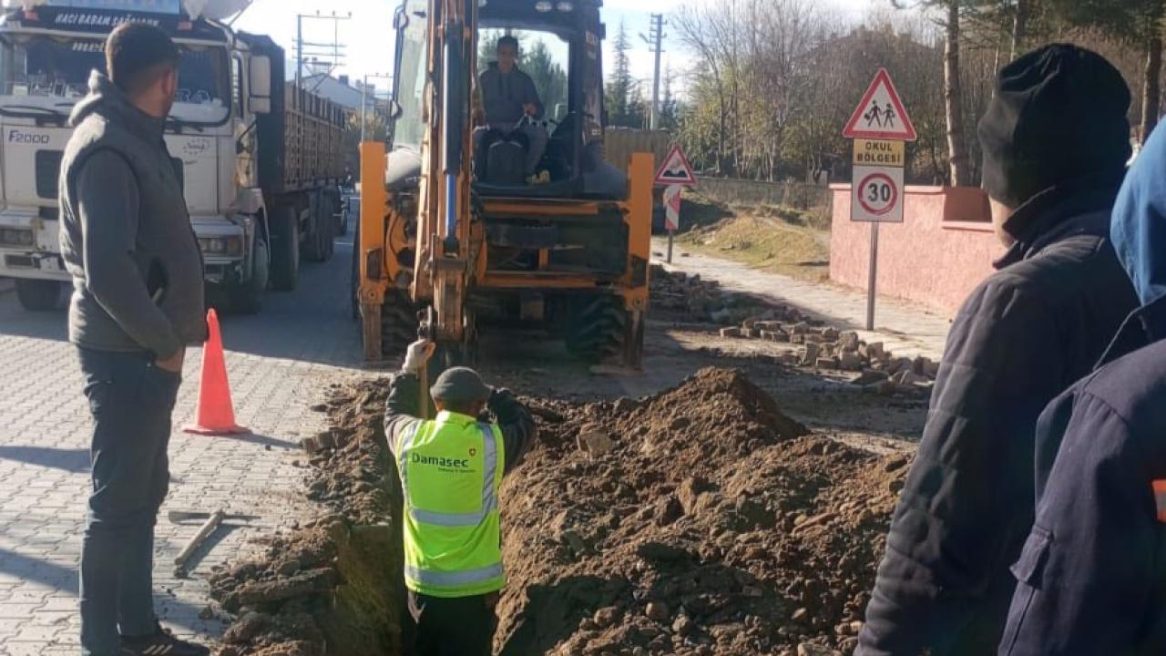 Sinanpaşa’da Doğalgaz Çalışmaları Başladı