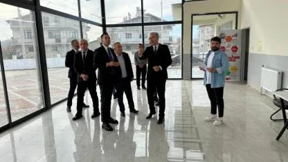 Sinanpaşa’da “Kardeşlik Kütüphanesi” Kuruluyor