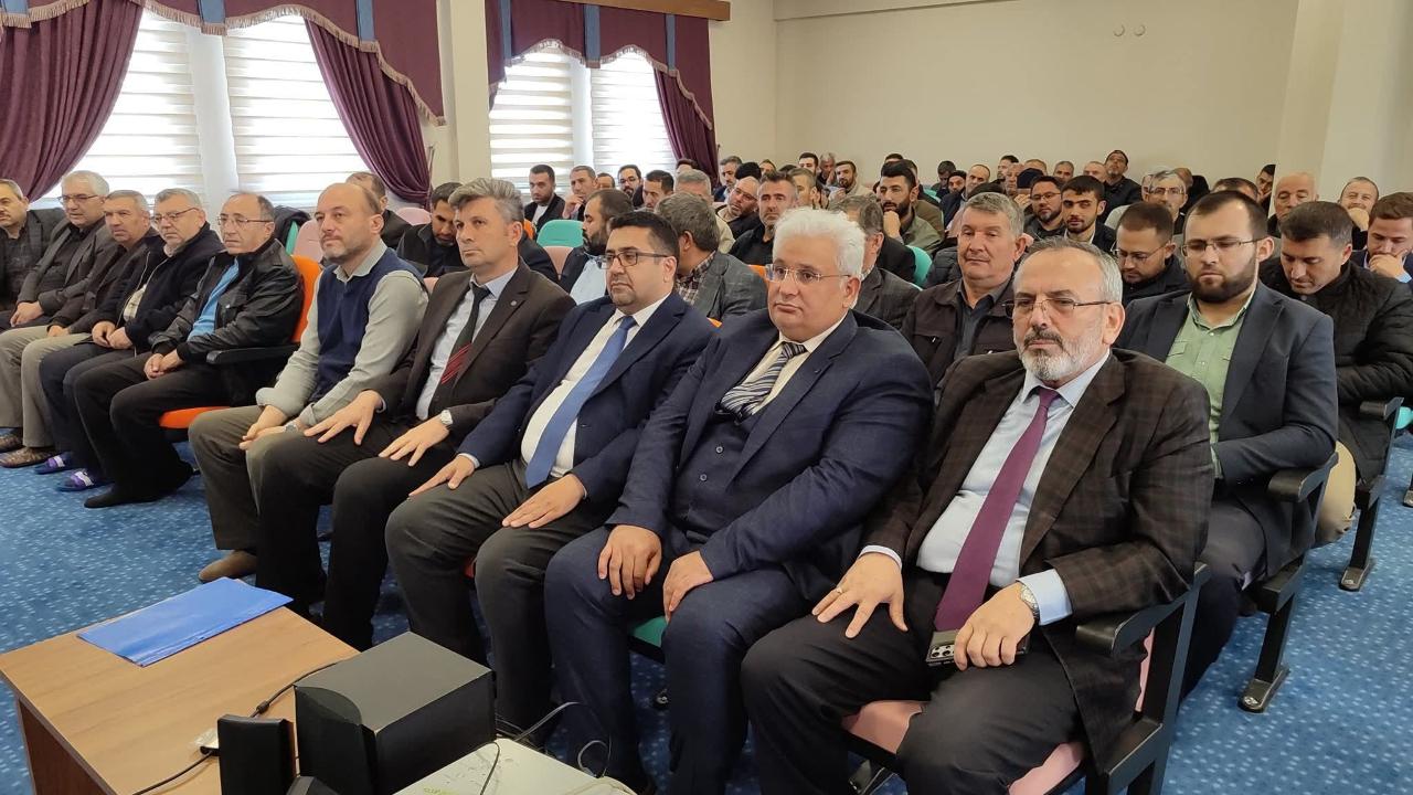 Şuhut’ta Din Görevlileri Toplandı: Yeni Dönem Eğitim Hamlesi Başlıyor