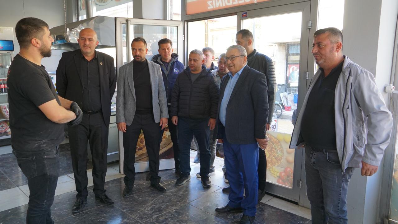 Şuhut’ta MHP’den “Hayırlı Günler Komşum” Ziyaretleri