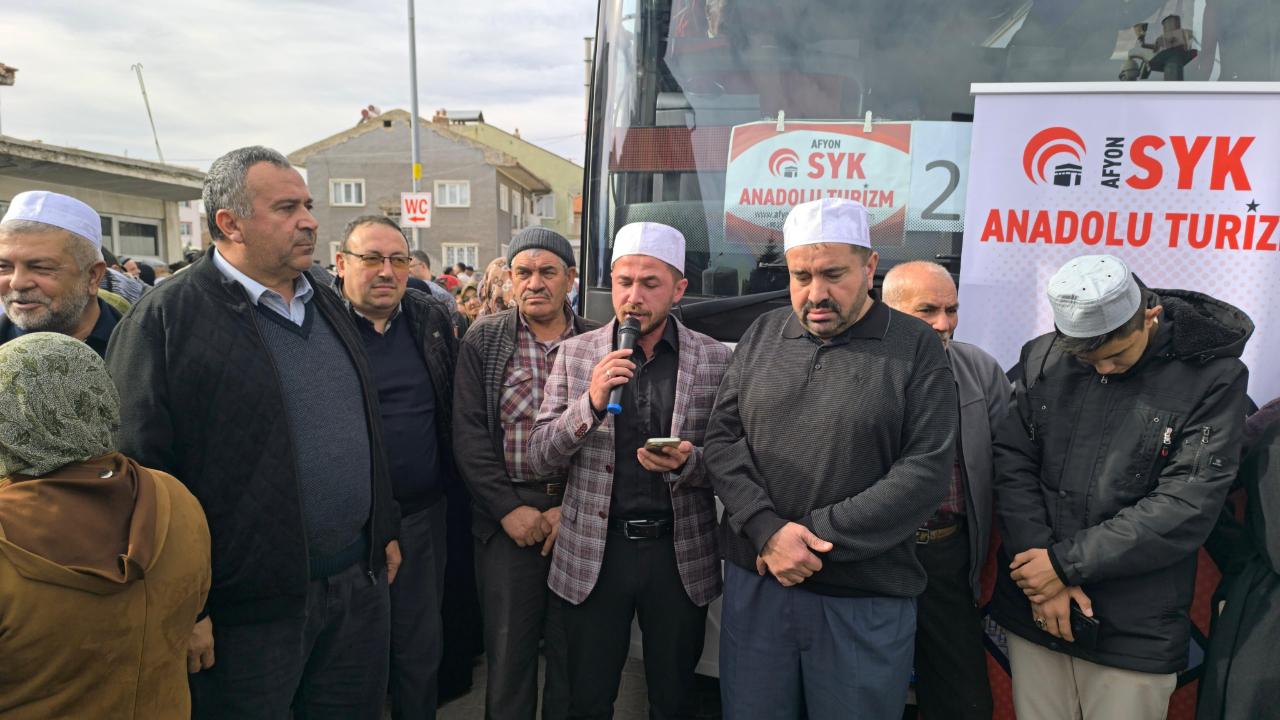 Şuhut’ta Umre Kafilesi Kutsal Topraklara Yollandı