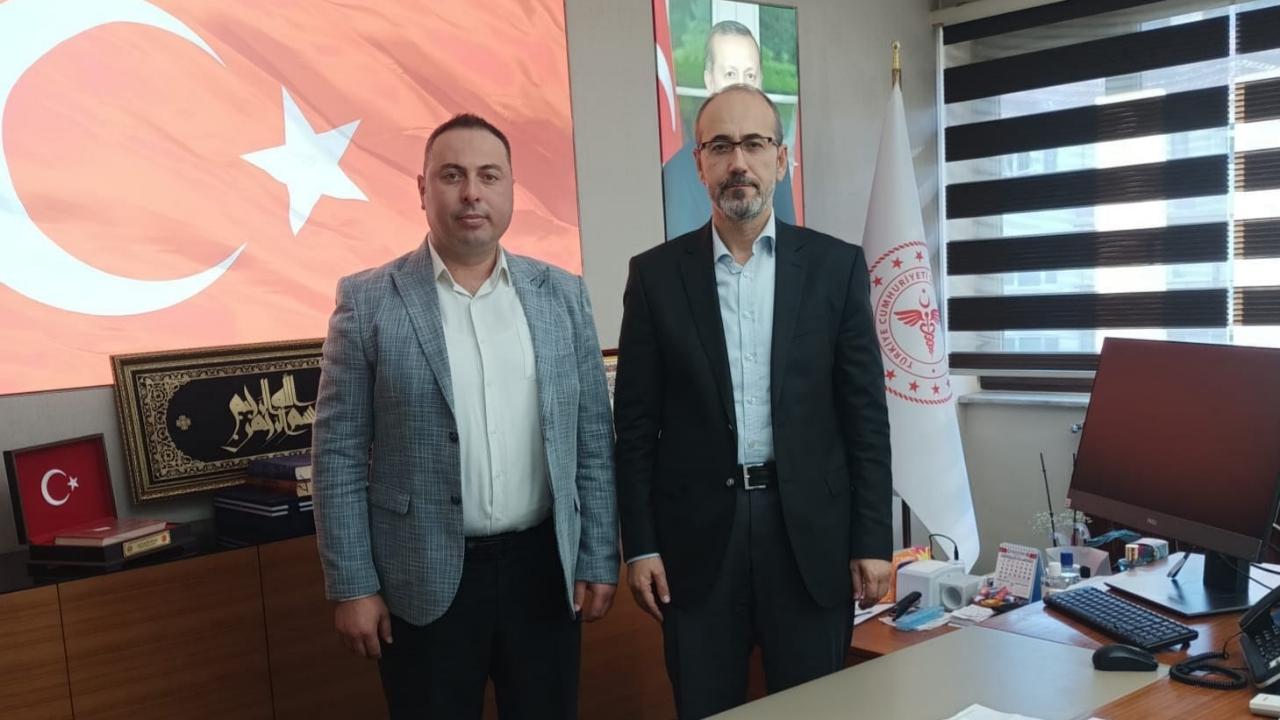 Türk-İş’ten, Dr. Hakkı Öztürk’e Övgü