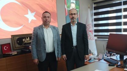 Türk-İş’ten, Dr. Hakkı Öztürk’e Övgü