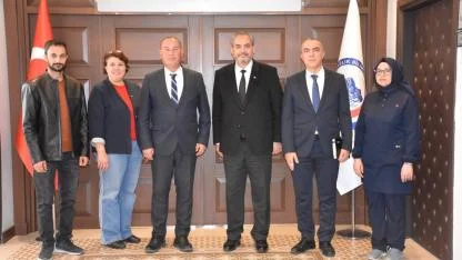 Türk Sağlık-Sen’den Rektör Aslan’a Nezaket Ziyareti