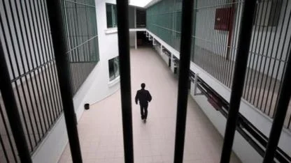 Tutuklu Baba Açık Görüşte Kızını Hastanelik Etti