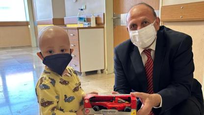 Umut Dolu Bir Ziyaret: 2-8 Kasım Lösemi Haftası'nda Minik Kalplere Moral