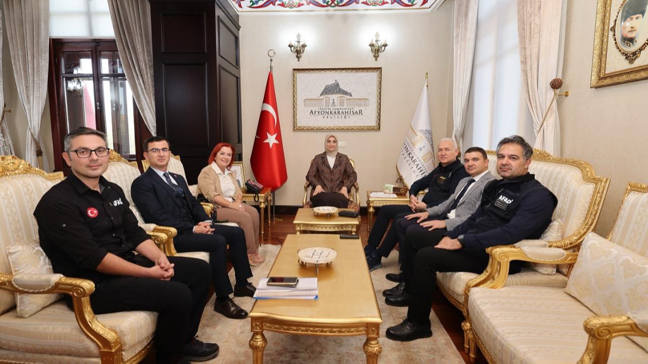 Vali Yiğitbaşı, AFAD ve Bakanlık Heyetini Makamında Ağırladı