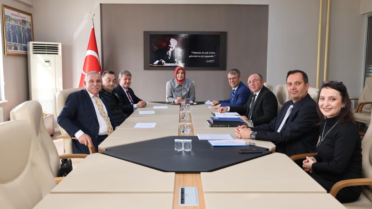 Vali Yiğitbaşı Encümen Toplantısına Başkanlık Etti