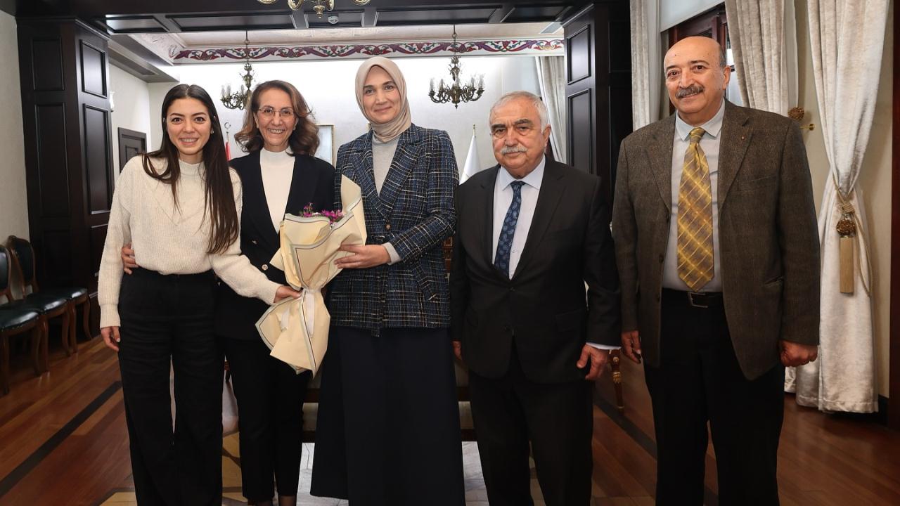 Vali Yiğitbaşı, Prof. Dr. Baran ve Kızını Makamında Ağırladı