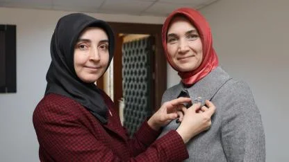 Vali Yiğitbaşı, Yeni Müftü Yardımcısı Tuğba Anatoprak’ı Kabul Etti