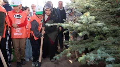 Vali Yiğitbaşı, Yeşil Vatan İçin Fidan Dikecek