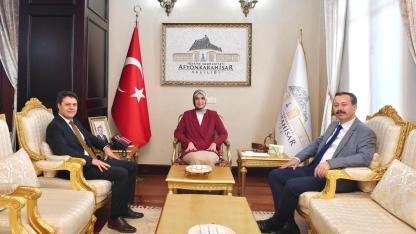 Vali Yiğitbaşı’na Yoğun Ziyaret Trafiği