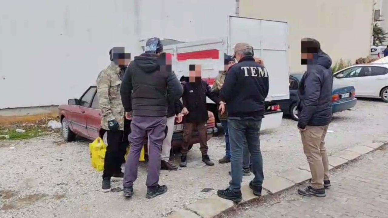 Afyon’da Yılbaşı Öncesi Göç Denetimleri Artırıldı! 53 Kişi Sınır Dışı Edildi