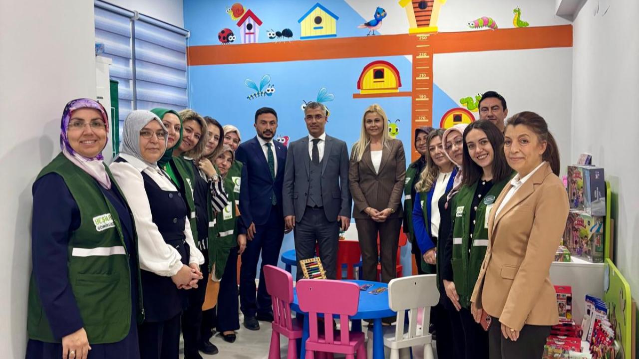 Afyonkarahisar Adliyesi’ne Çocuk Bekleme ve Oyun Odası Kütüphanesi Kuruldu
