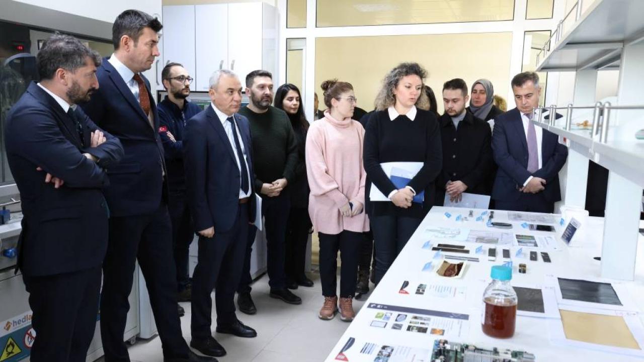 Afyonkarahisar Heyeti TÜBİTAK MAM’da Stratejik Teknolojileri Yerinde Gördü