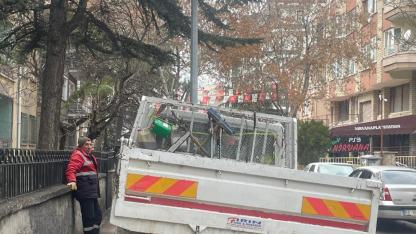 Afyonkarahisar'da Güvenli Çevre İçin Budama: Vatandaşlar Dikkat!