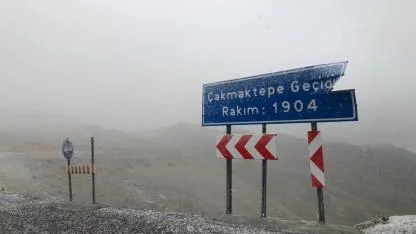 Afyonkarahisar'da kar yağışı yüksek kesimlerde etkili oldu