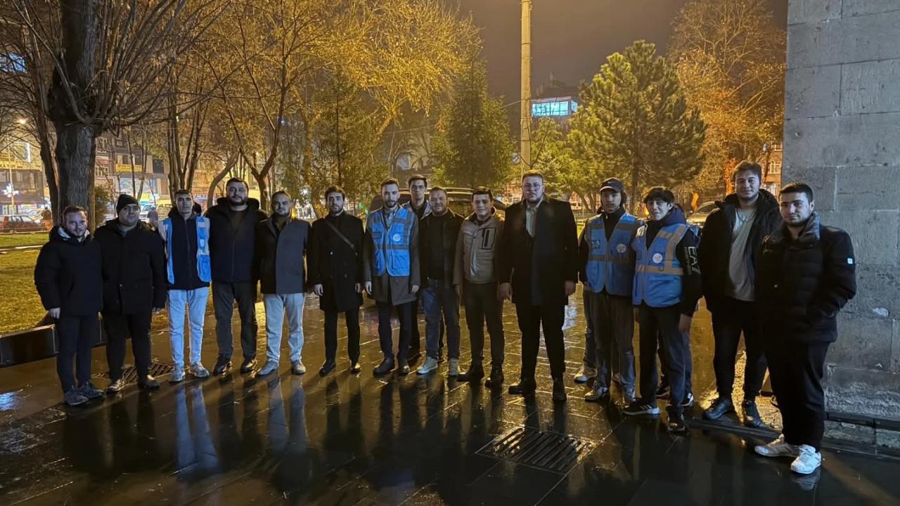 AK Parti Gençlik Kollarından Kandil Mesaisi