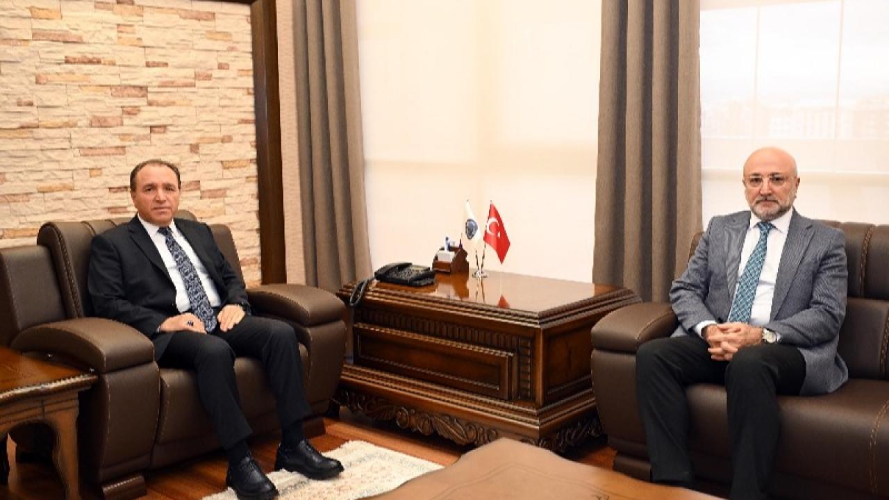 AK Parti İl Başkanı Şahin’den Rektör Karakaş’a Ziyaret