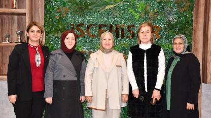 AK Parti Kadın Kolları Heyetinden Başkan Kılınçarslan’a Ziyaret