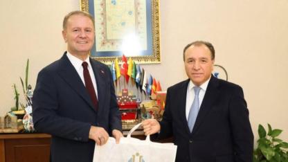 AKÜ Rektörü Prof. Dr. Karakaş, ÜAK Yönetim Kurulu Toplantısına Katıldı