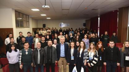 AKÜ’de Bilgi Paylaşım Ekosistemi: Öğrenciler Anlattı, Gelecek Şekillendi