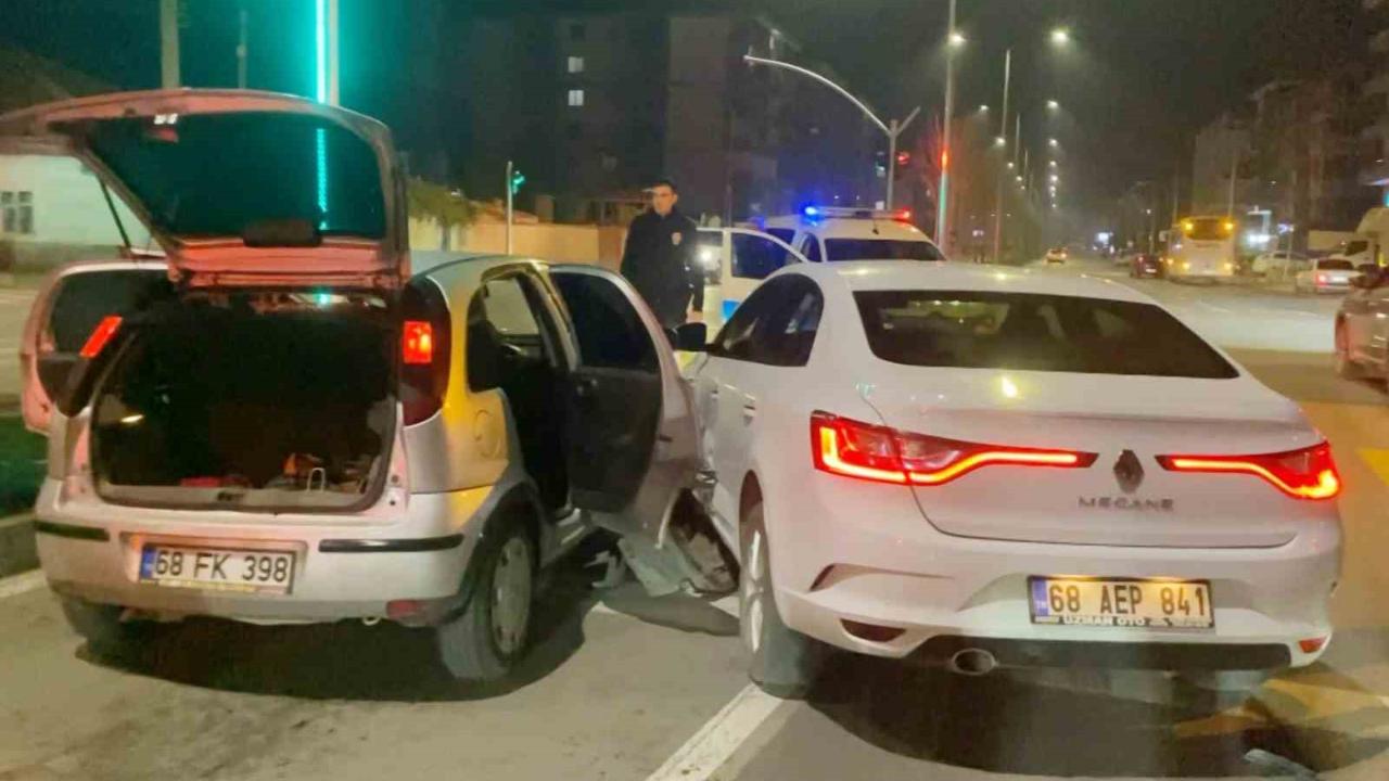 Alkollü Sürücü Emniyet Müdürünün Bulunduğu Makam Aracına Çarptı