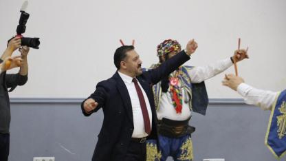 Anahtar Parti'den Çalgılı Rozet Töreni