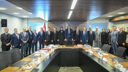 Bakan Ersoy’dan Afyonkarahisar’a Yakın Takip